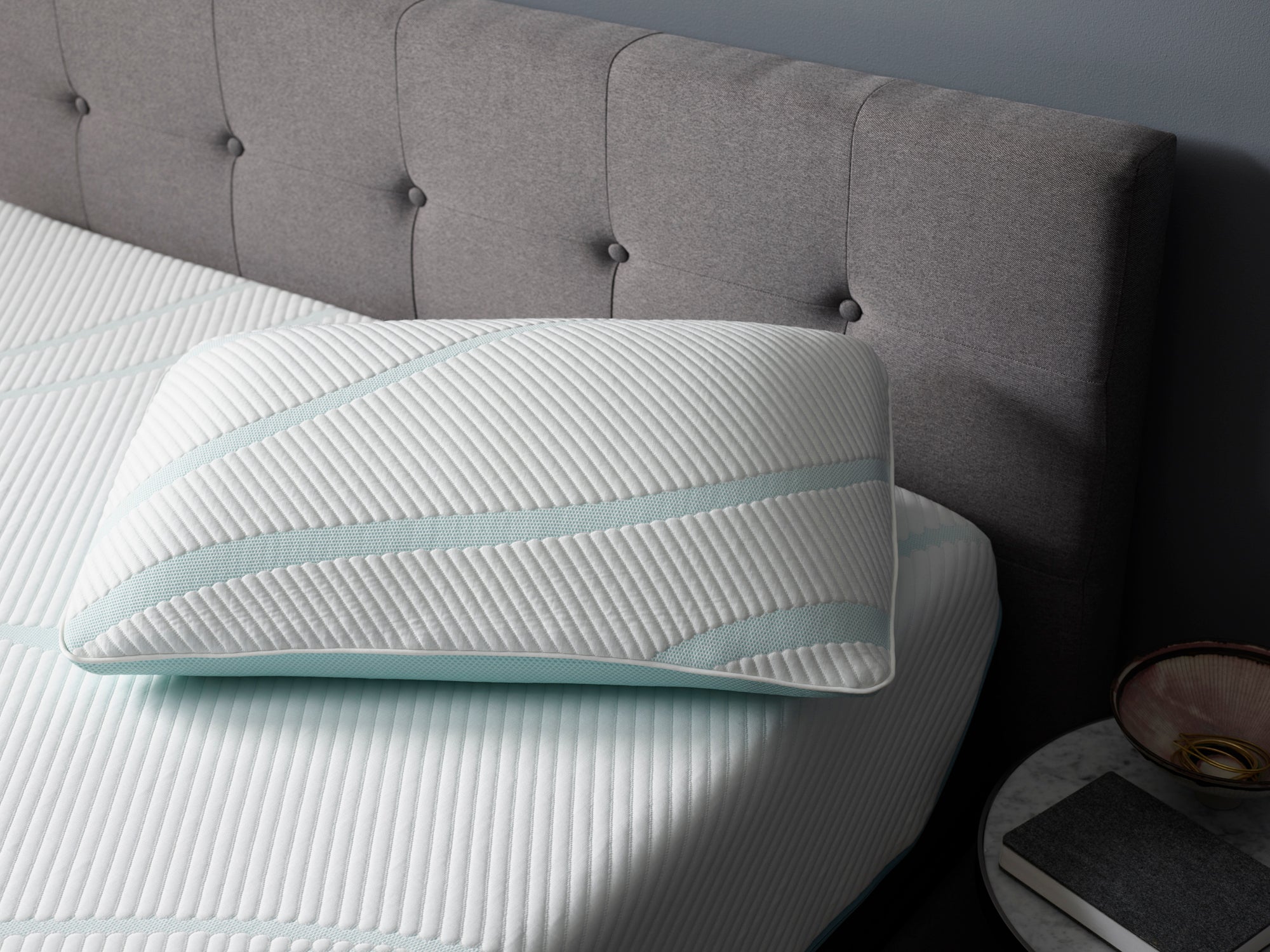 Tempur pedic Adapt Pro Mid Pillow